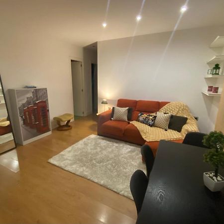 De Frente A 4 Torres, Habitacion Con Bano Hotel Madrid Kültér fotó